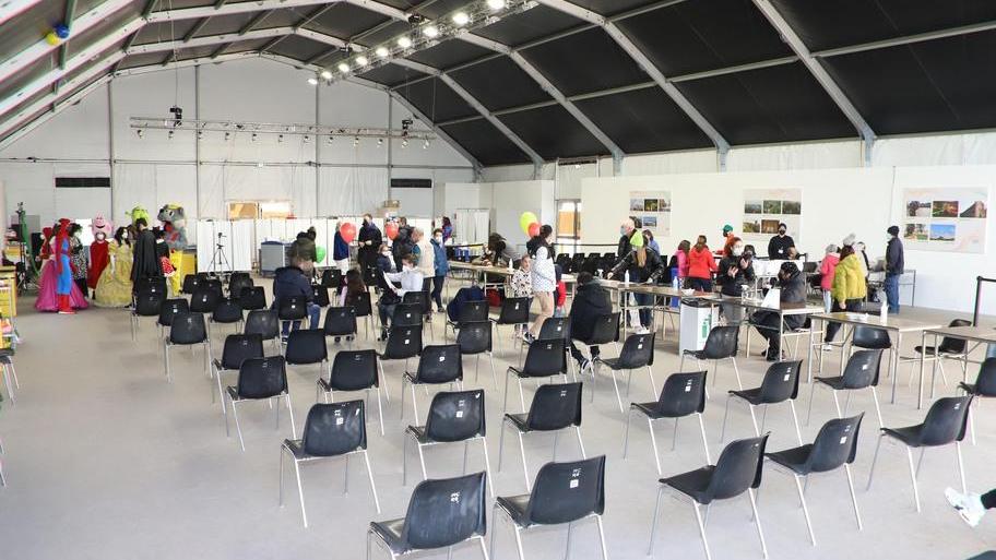 Vaccino Covid, un flop l'open day per i bambini: fatte solo 240 dosi su 1.300