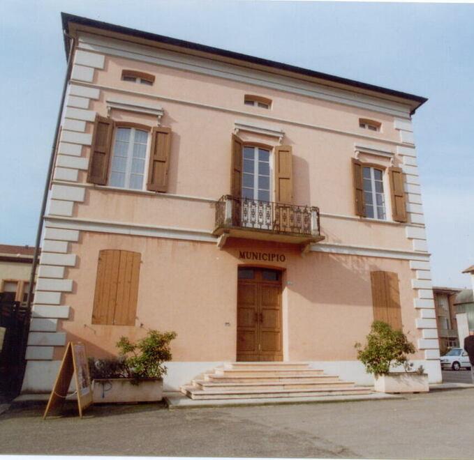 Bagnolo, tutto il paese contro le aberrazioni no-vax 