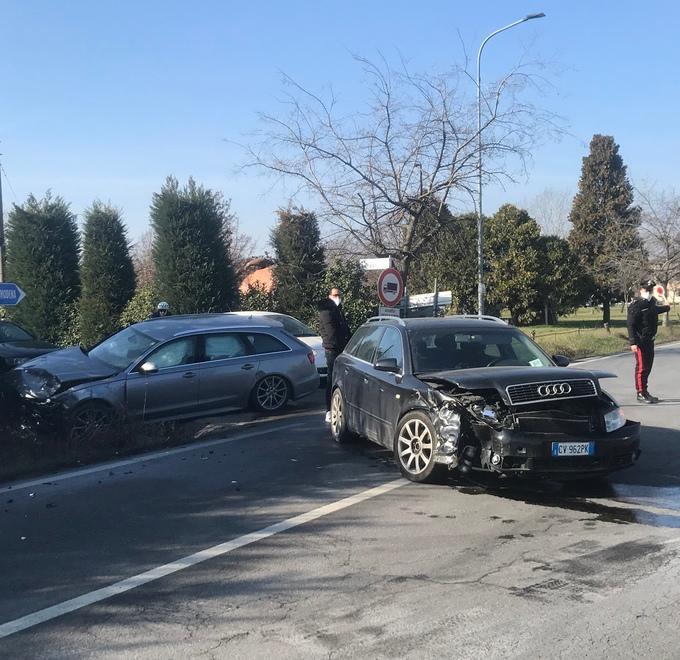 Castelvetro. Non si ferma e va a schiantarsi Un ferito e auto distrutte 