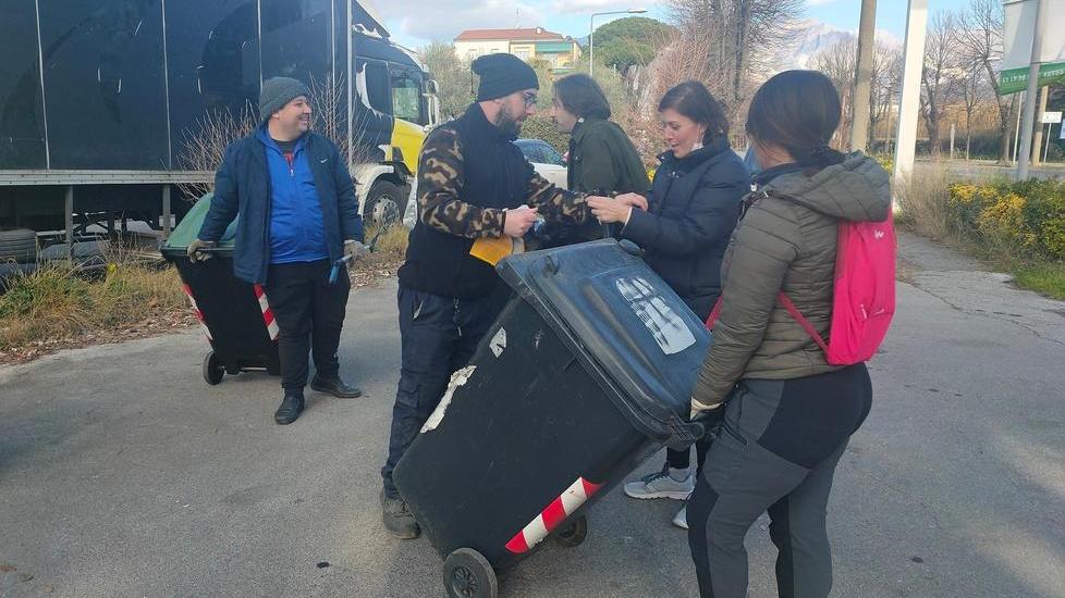 Grandi pulizie alla Doganella: spuntano stivali e una videocassetta