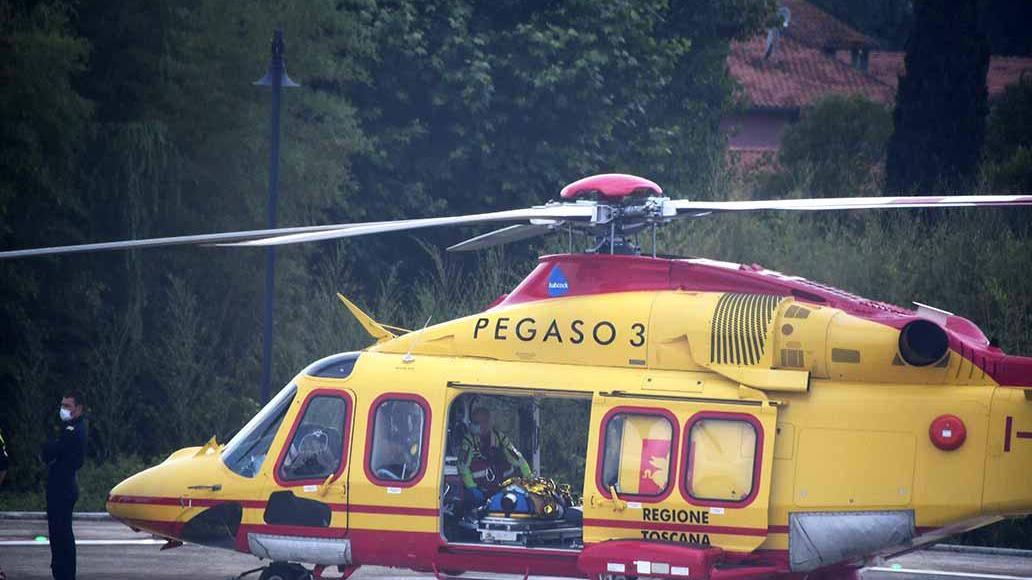 Morto l'anziano ustionato mentre accendeva la stufa a legna a Fivizzano