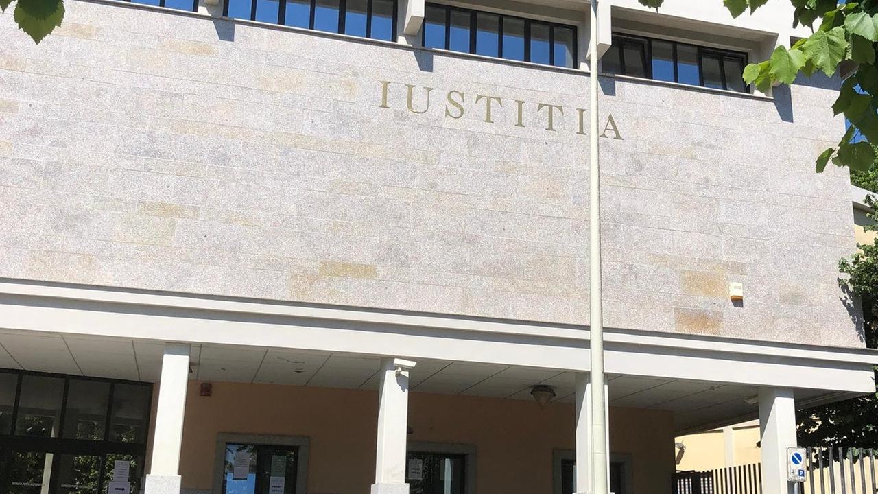 Ammanco in cassa dipendente finisce a processo