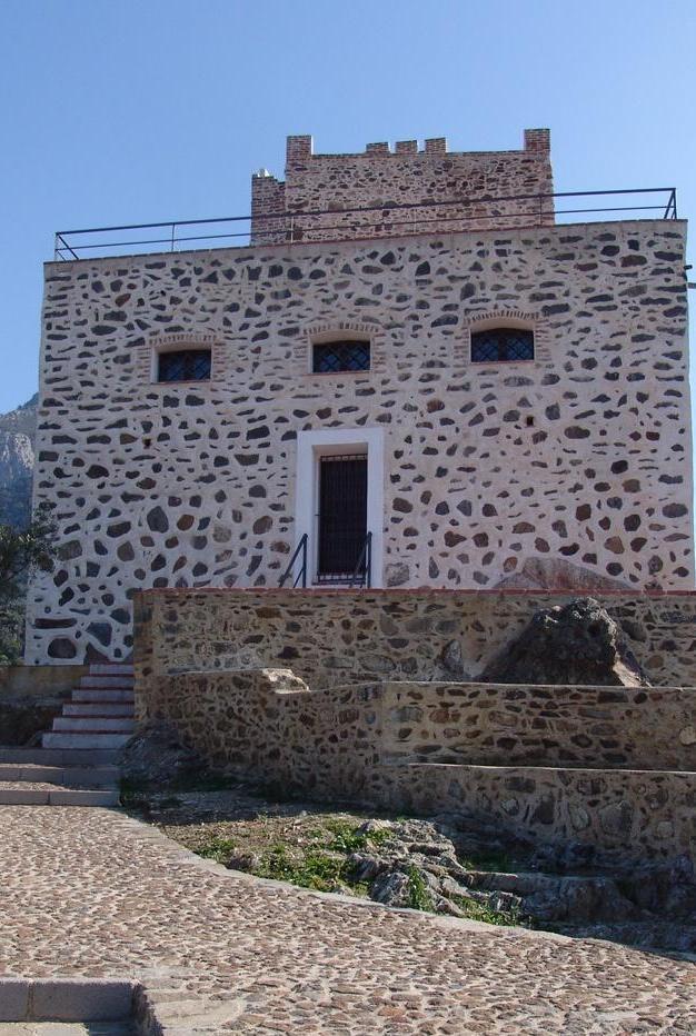 Il castello Malicas in gestione per dodici anni
