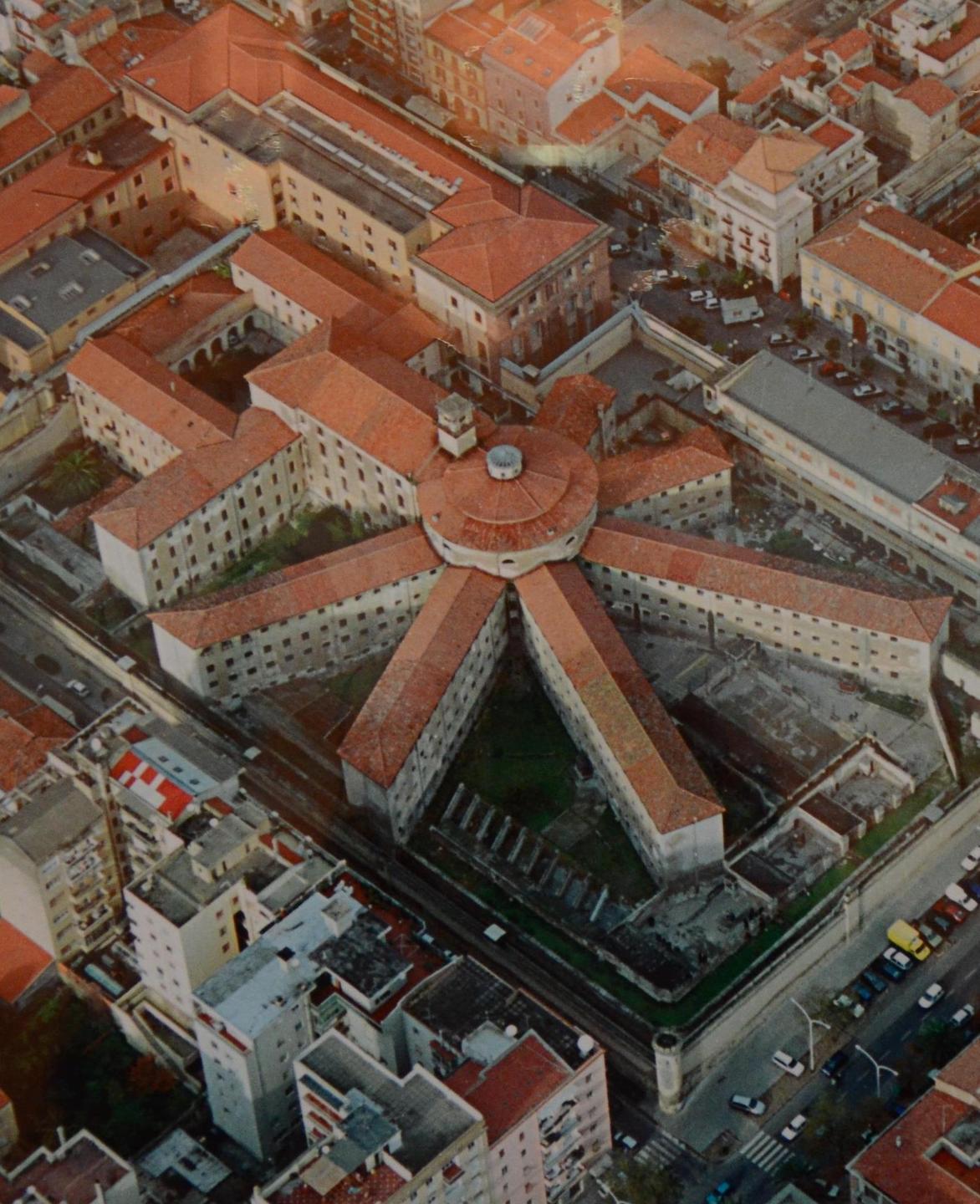 Il federal building con dentro tutti gli uffici giudiziari