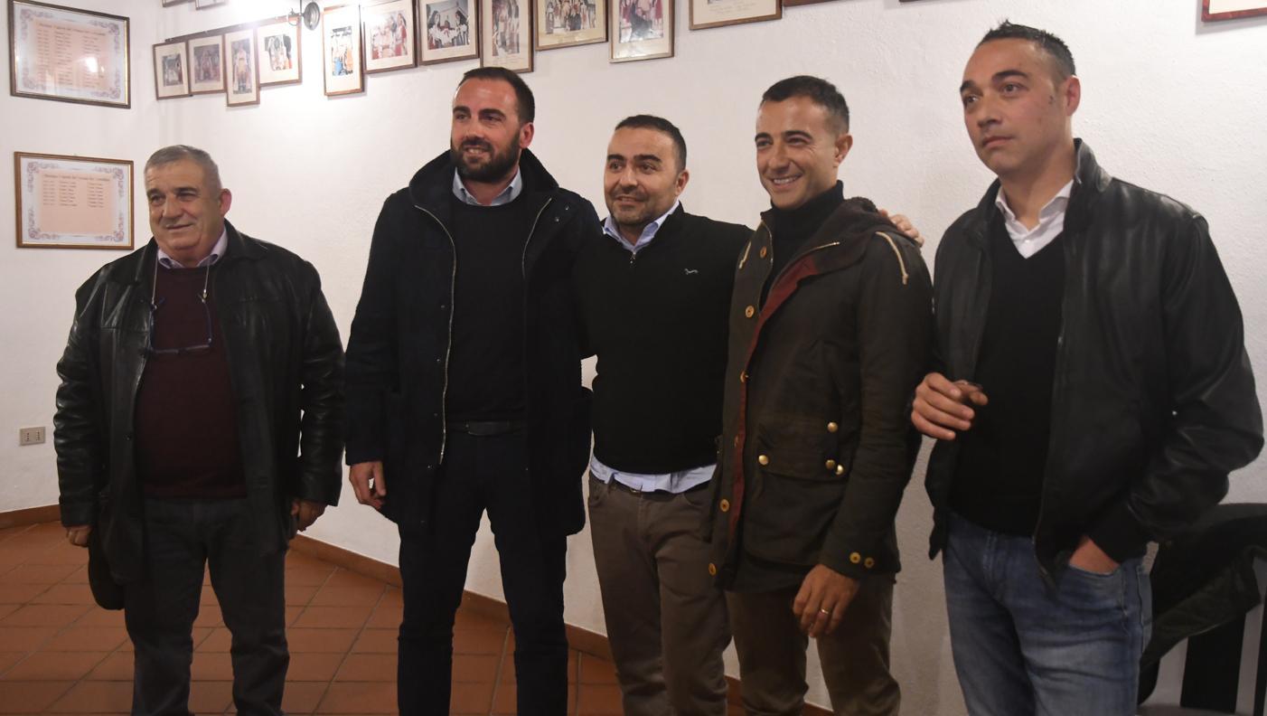 La strana attesa dei due componidori 