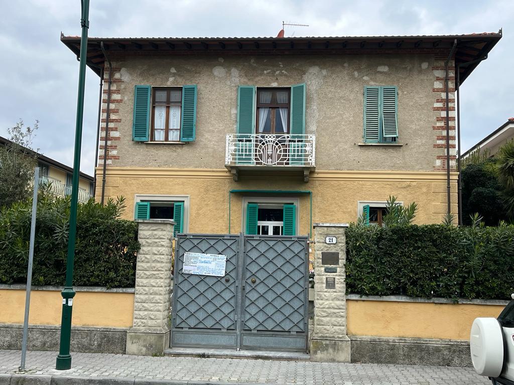 La villa dove sorgerà la boutique Dior