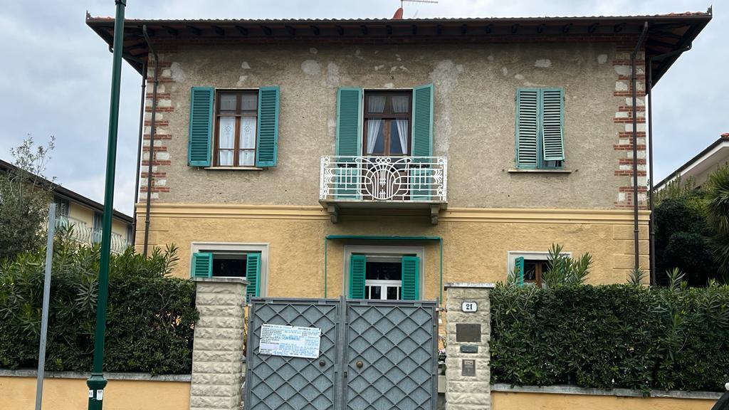 La villa dove sorgerà la boutique Dior