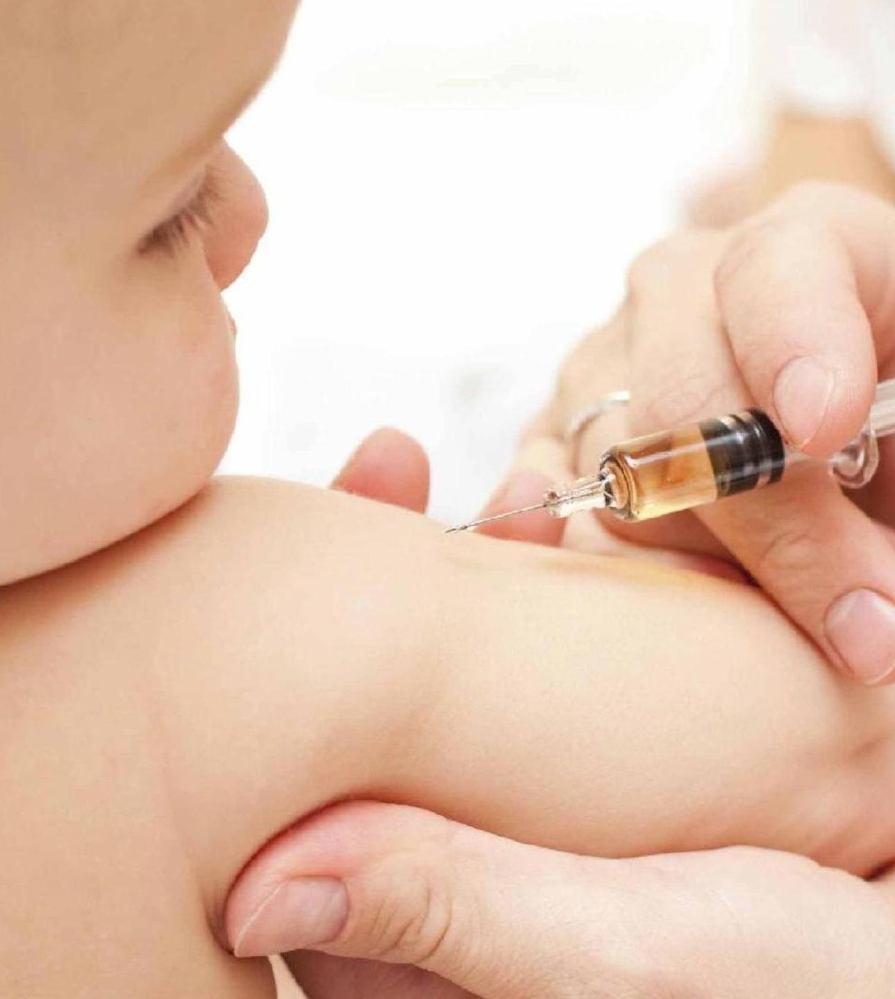 Niente vaccini né risposte mamme infuriate con l’Asl 