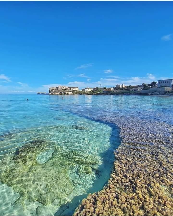 Il mare “caraibico” dell’isola di Pianosa