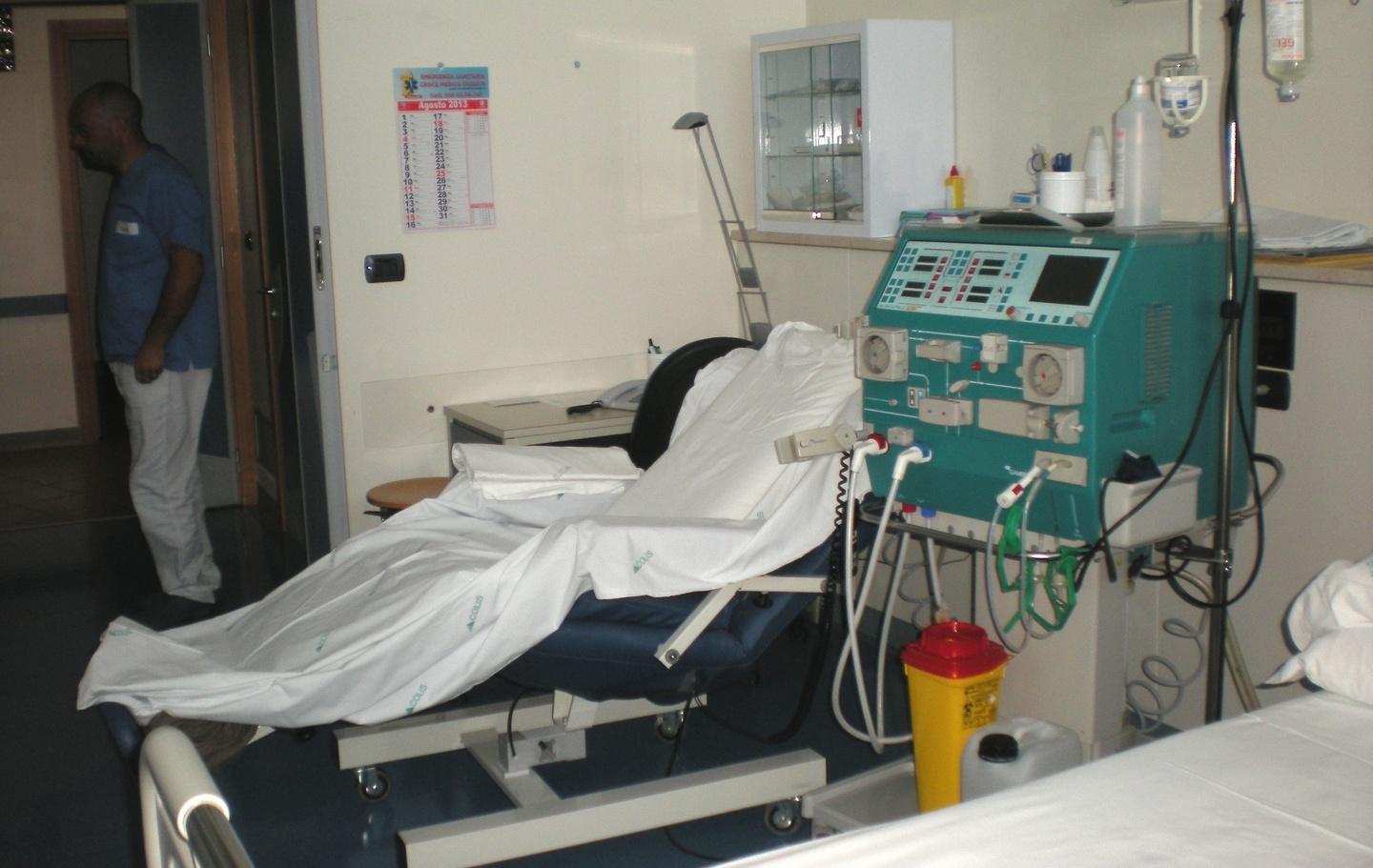Cinque medici per 150 dializzati 