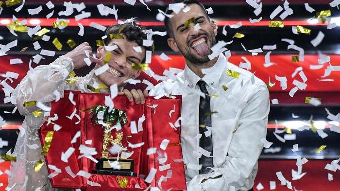Sanremo, trionfano Mahmood e Blanco con "Brividi". La storia dei vincitori, dalle origini al successo