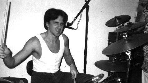 Ferrara in lutto per Paolo Cazzanti, ex batterista dei Giullari. Gli amici: era un genio