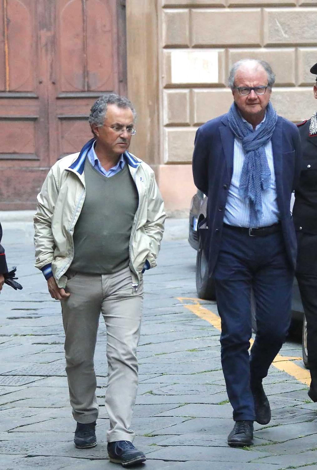 Il pm Sisto Restuccia con il procuratore capo Alessandro Crini