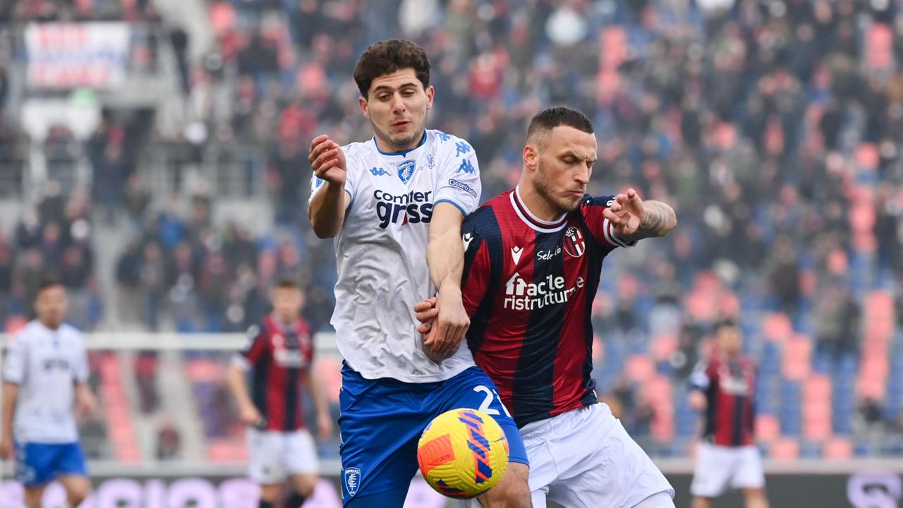 Un contrasto di Liberato Cacace su Marko Arnautovic