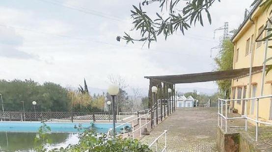 La piscina comunale di Chianni