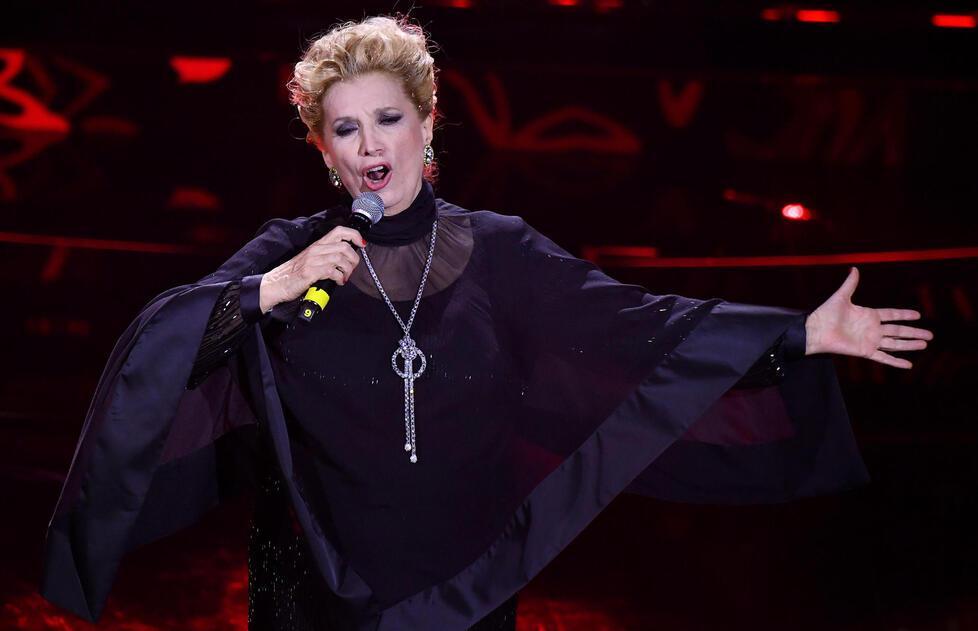 Un pieno di adrenalina per Iva Zanicchi: «Non ho nessuna intenzione di fermarmi» 