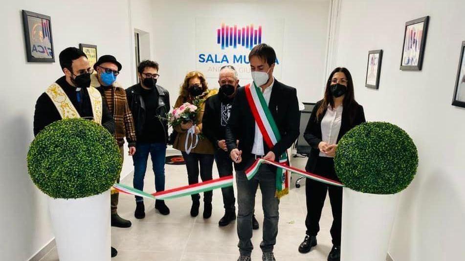 A La Maddalena una sala della musica
