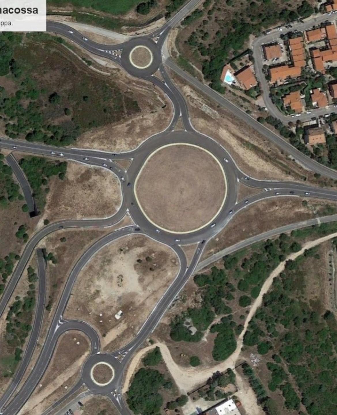 Lavori in corso per la pista ciclopedonale verso l’aeroporto