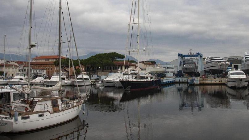 Autorità portuale, a Viareggio si naviga a vista. Altra mini proroga per il commissario