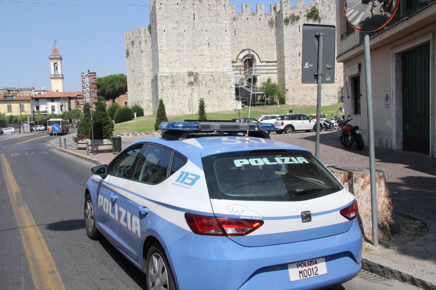 Prato, cittadino detective fa arrestare il ladro grazie a un sms 