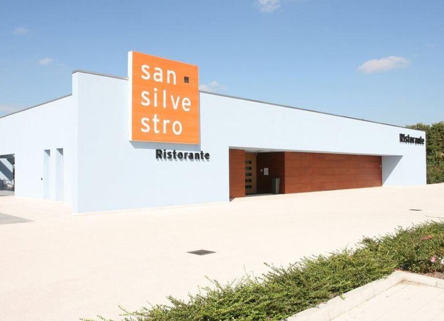 San Prospero, all’asta l'hotel San Silvestro