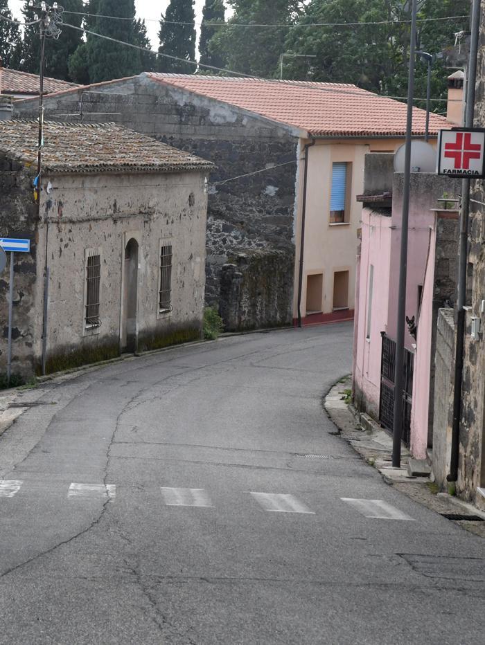 Un centro diurno alle ex elementari 