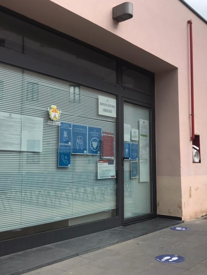 Rom, le borgate disertano il confronto 
