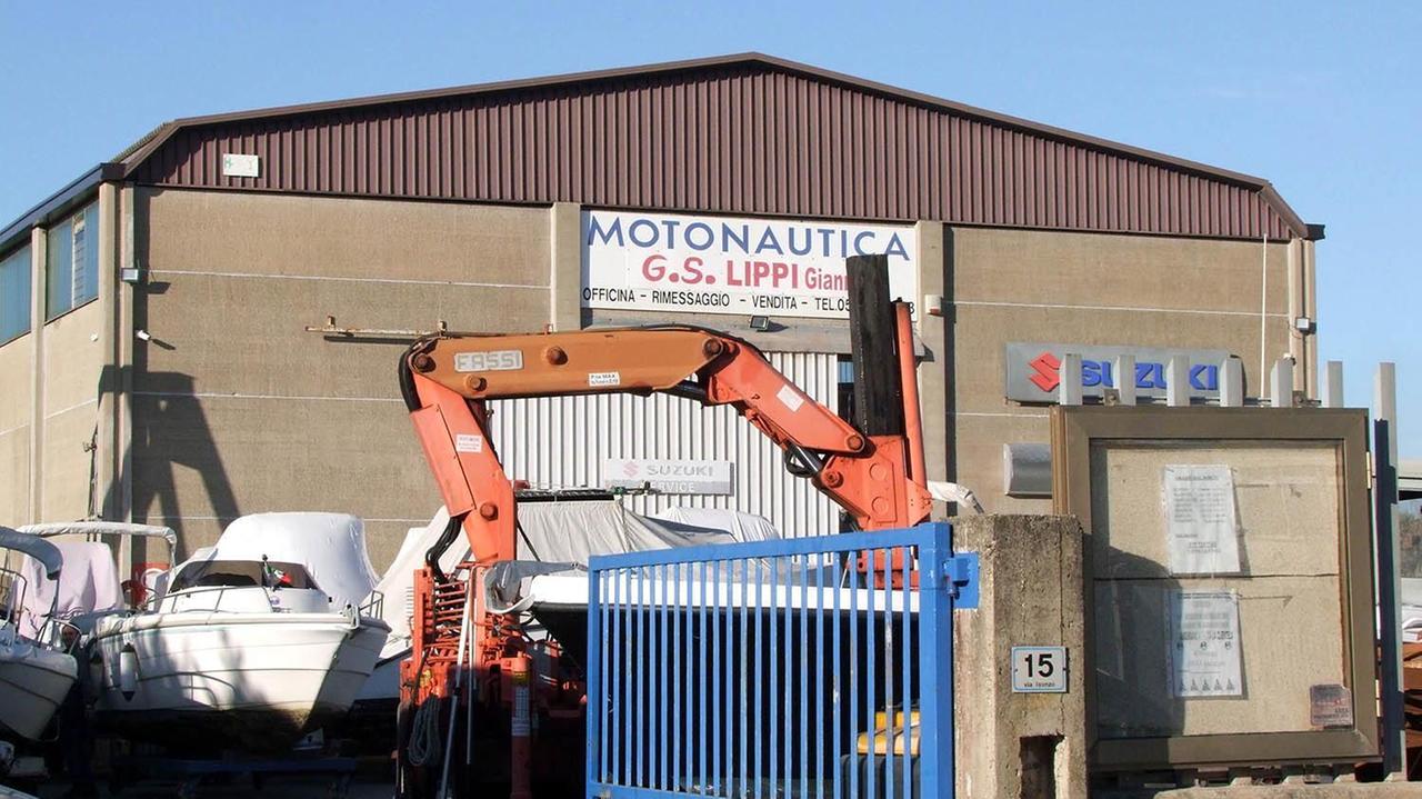 L’azienda Motonautica a Montegemoli, una fra le ditte colpite dall’ondata di furti degli ultimi mesi (Fotoservizio Paolo Barlettani)