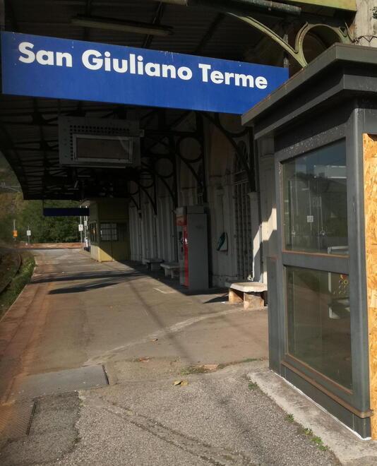 La stazione di San Giuliano