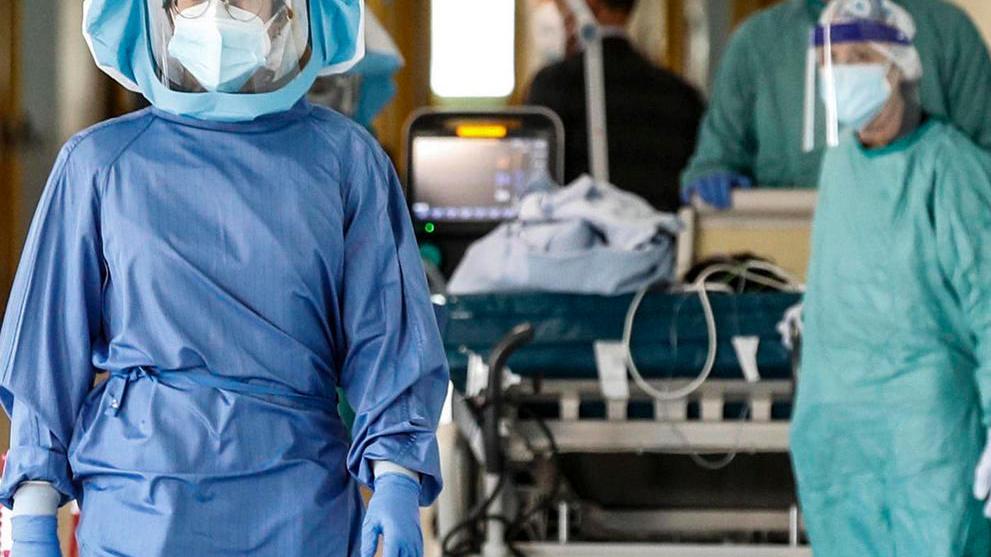 Impennata dei ricoveri e contagi oltre quota 3mila