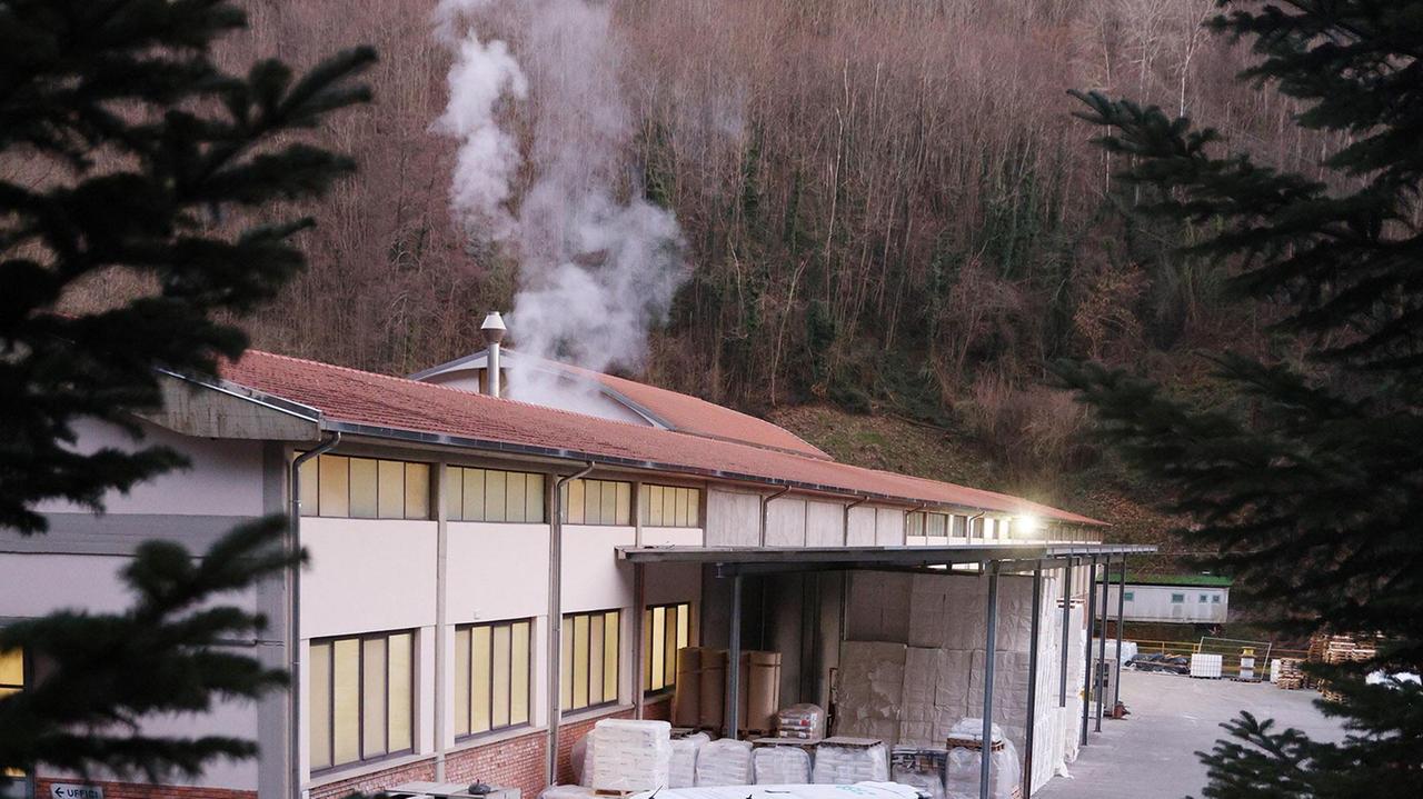 la cartiera Panigada sulla Provinciale della Valdiforfora