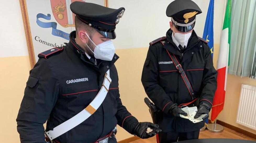 Modena. Preso con 67 dosi di droga: «L’ho vinta giocando a carte» 