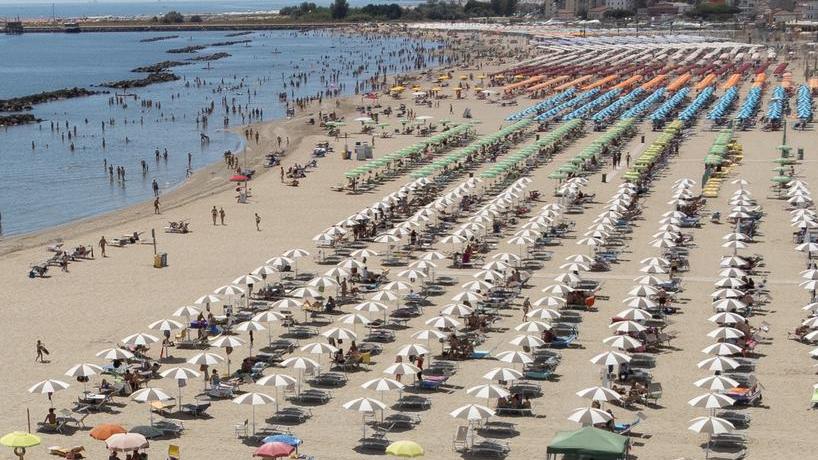 Sui Bagni sventola bandiera bianca: «Troppe incertezze, noi ci fermiamo»