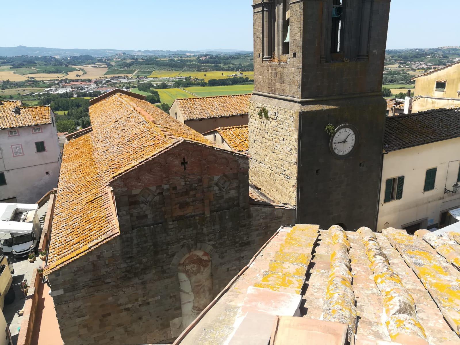 Uno degli hot spot è installato sul campanile di Pecciol