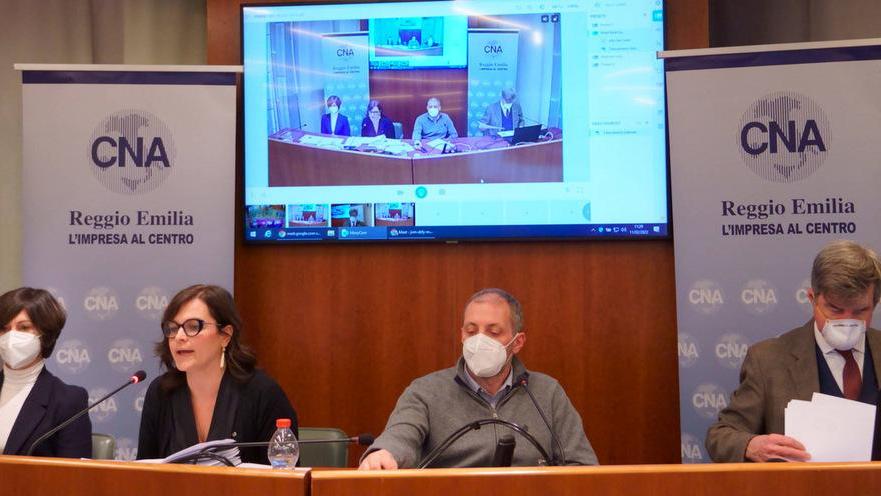 Aziende a caccia di informatici, tecnici, industriali e autisti
