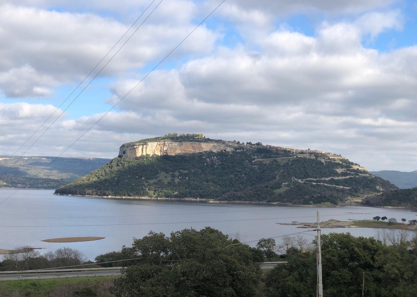 Il borgo più piccolo si ribella allo spopolamento 