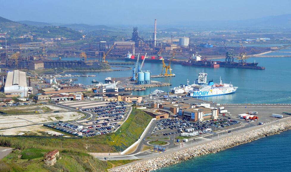 Nuove banchine del porto di Piombino, la partita si riapre: l’affidamento a Manta non è scontato 