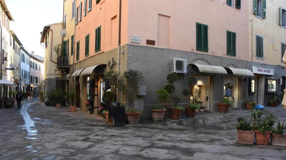 Centro storico blindato, pattuglie ovunque Scendono in campo anche i “baschi verdi”