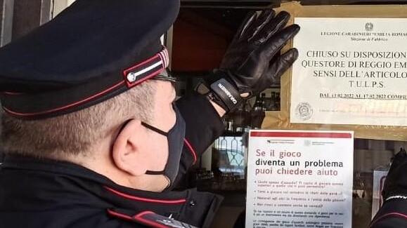 Fabbrico, pregiudicati e risse: stop per 5 giorni al bar Becco Rosso