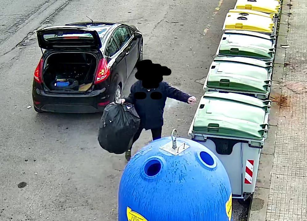 Uno dei conferimenti sanzionati dalla polizia locale