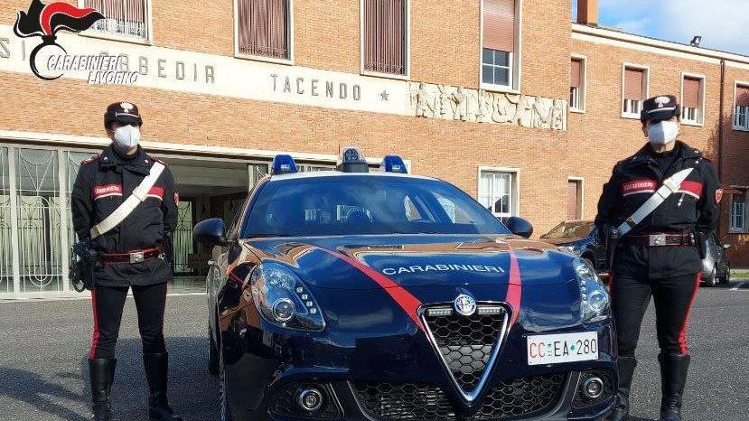 Maltrattava la moglie davanti alla figlia: 33enne arrestato dai carabinieri
