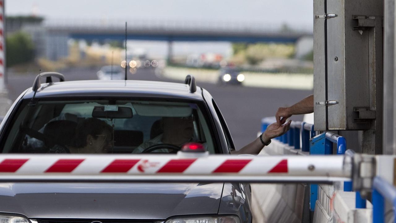 Savignano. Riceve multe dalla Svezia senza esserci stato