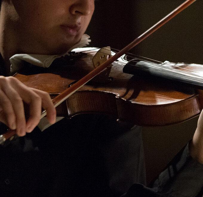 Violinista modenese con la cervicale:  è malattia professionale 