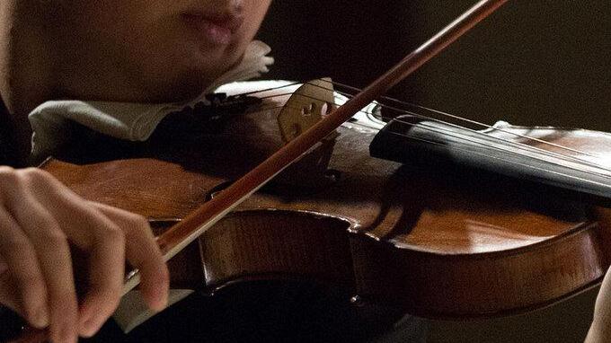 Violinista modenese con la cervicale:  è malattia professionale