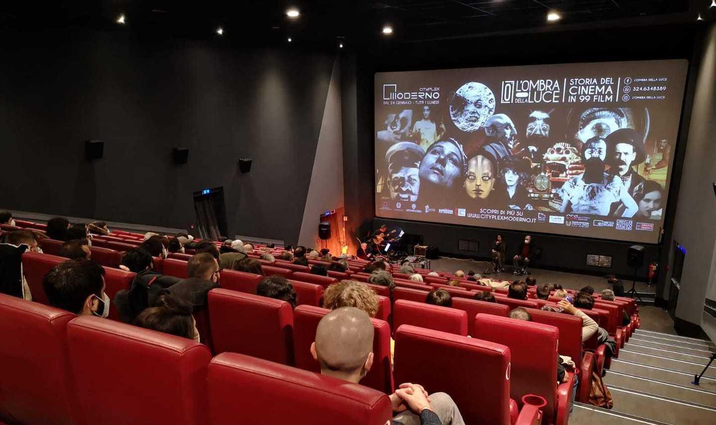 Cinema muto: oggi al Cityplex Moderno “L’ombra della luce”
