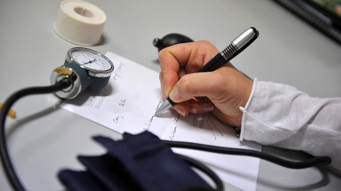 Olbia, medici di famiglia in rivolta: «Siamo pronti a dimetterci»