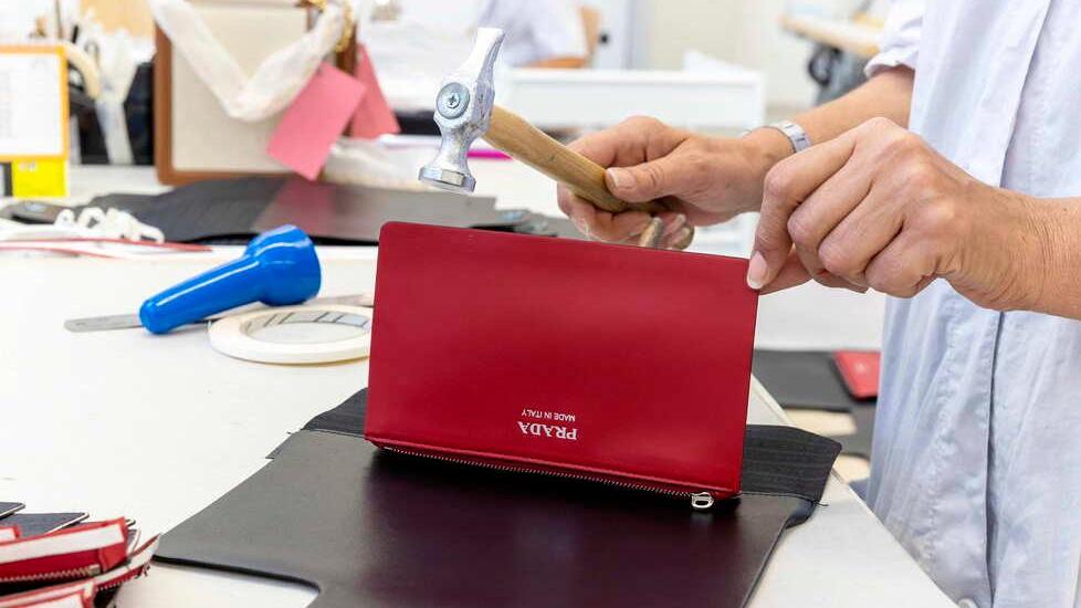 Quarantadue posti di lavoro firmati Prada