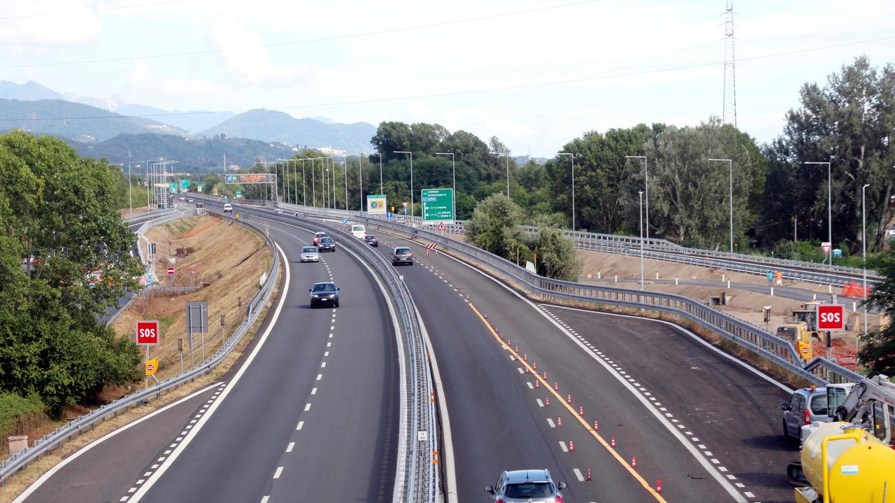 L'autostrada A12: è finita al centro della maxi causa di Salt nei confronti dello Stato (Foto Claudio Cuffaro)