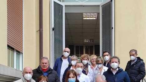 Livorno, a Ematologia i letti super protetti contro virus e batteri per i pazienti fragili