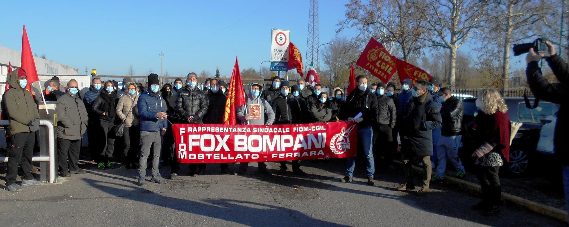 Ostellato: "Assembramento alla Fox Bompani", ma era un sit-in sindacale